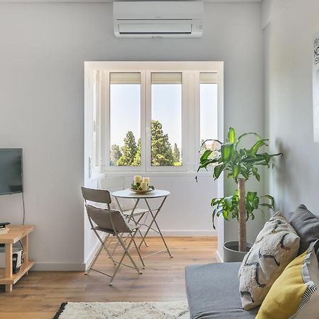 Spacious Apt Campo D'Ourique With Ac Lissabon Exterior foto