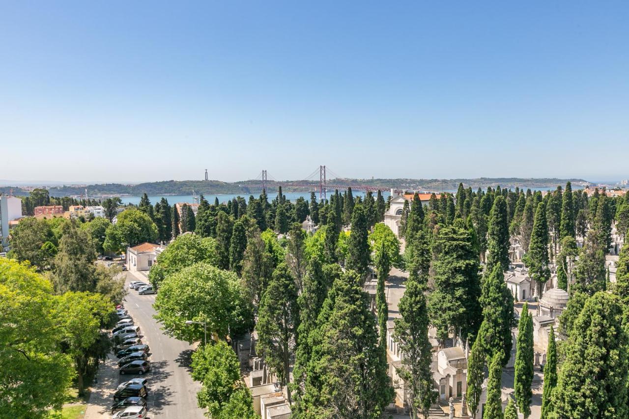 Spacious Apt Campo D'Ourique With Ac Lissabon Exterior foto